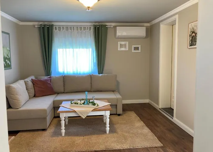 Friendly - Sonnenhof Bornheim (Rheinland)